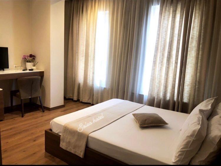 Soleo Hotel Тирана Экстерьер фото